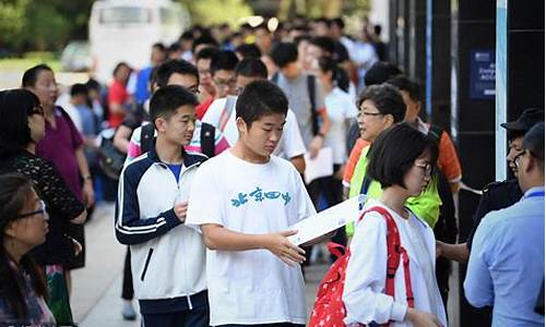 为第二天高考的学生送祝福_为第二天高考的学生送祝福语